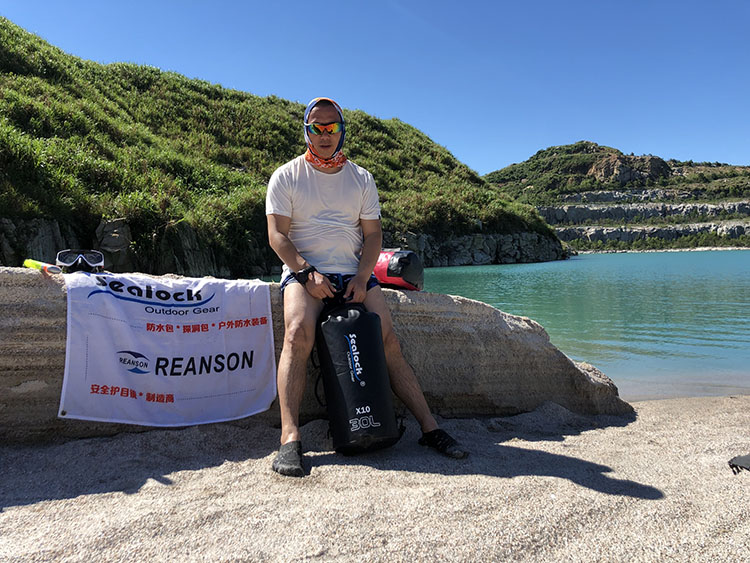 سفر به طبیعت ، ضد آب اول: کوله پشتی ضد آب منحصر به فرد از Sealock Outdoor